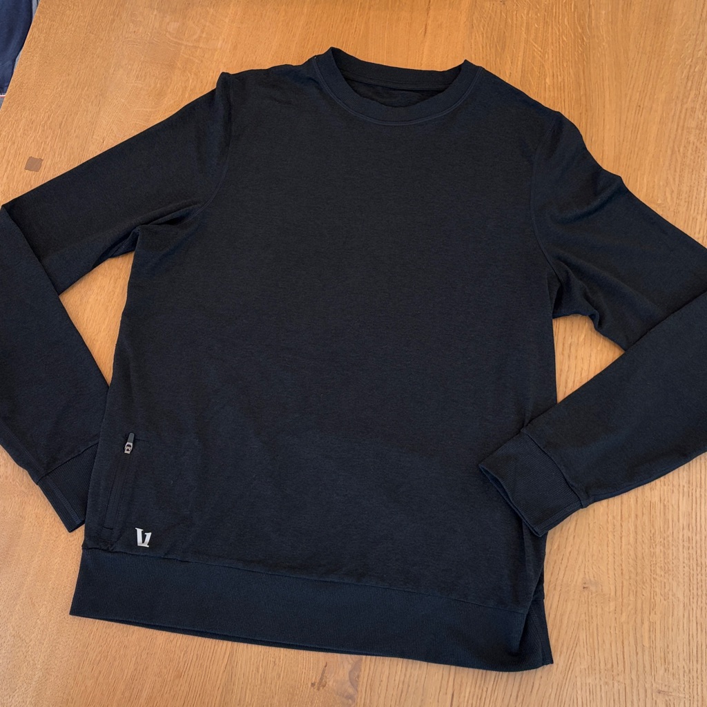 Vuori Black Pullover Crew